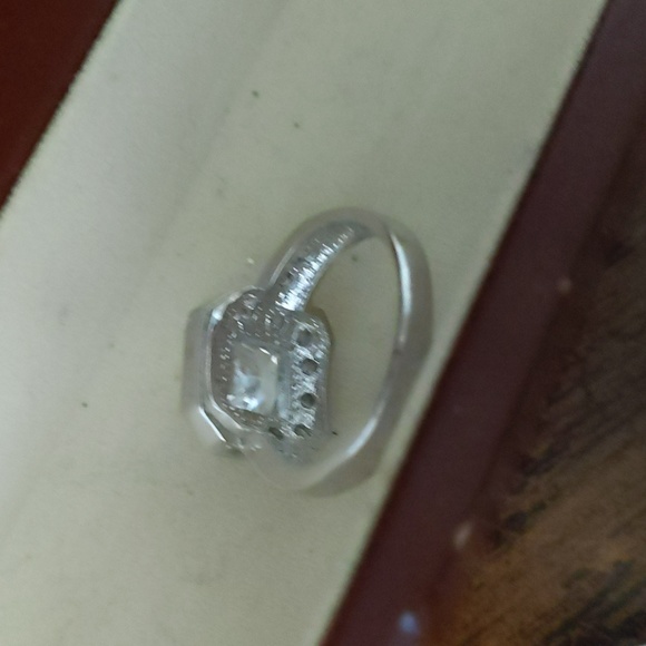 Silver ring - Picture 4 of 9